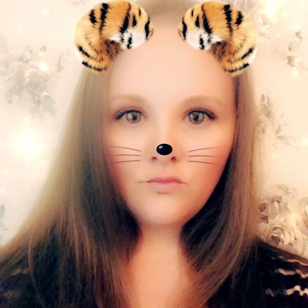 Meet your Posher, Melanie